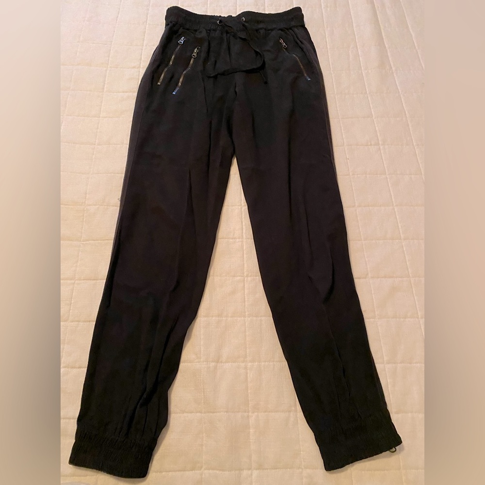 Evereve joggers XS